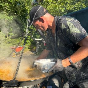 Taco op tuinfeest met paella